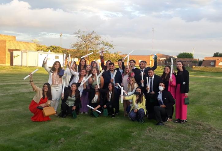 GraduadosSaludDic2021